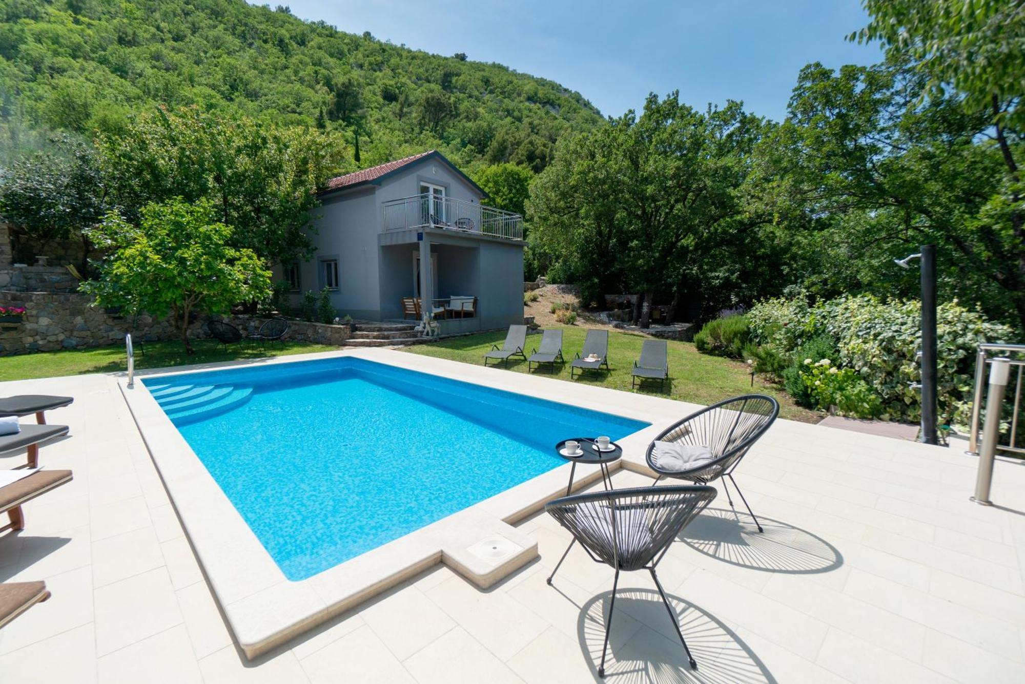 Apartments Srdanovic Omiš Dış mekan fotoğraf