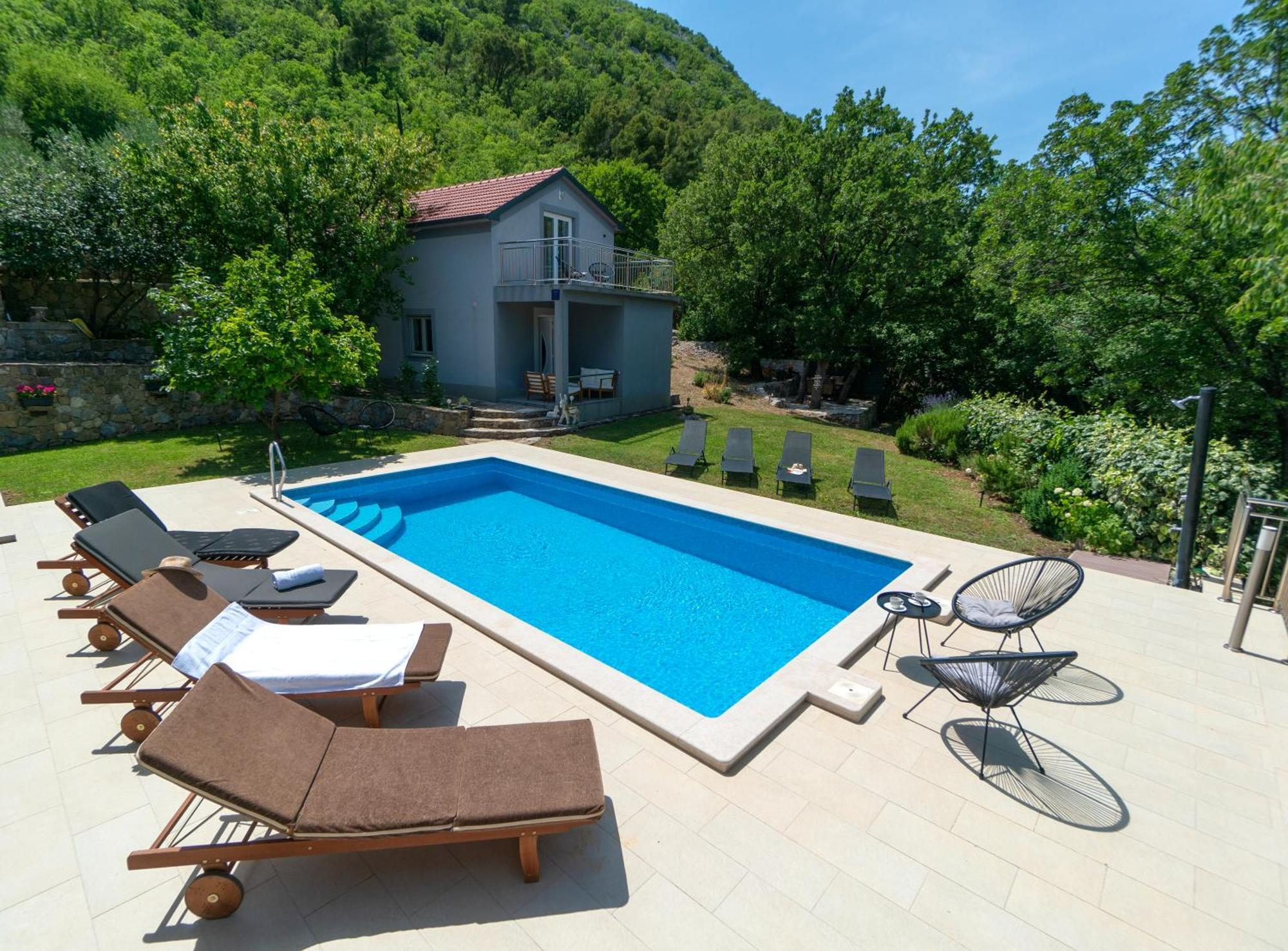 Apartments Srdanovic Omiš Dış mekan fotoğraf