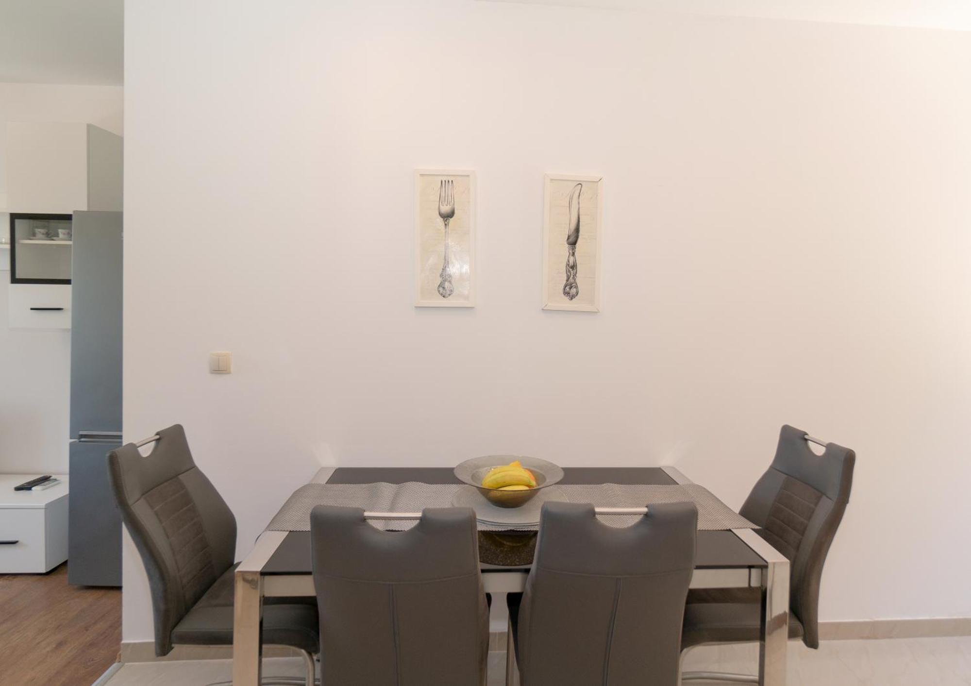 Apartments Srdanovic Omiš Dış mekan fotoğraf